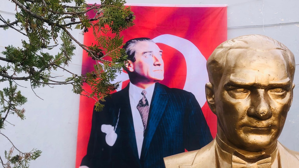 10 Kasım Atatürk'ü Anma Töreni